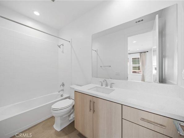 360 Riverbend, Lake Forest CA 92630