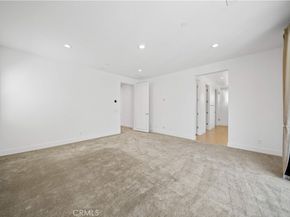 360 Riverbend, Lake Forest CA 92630