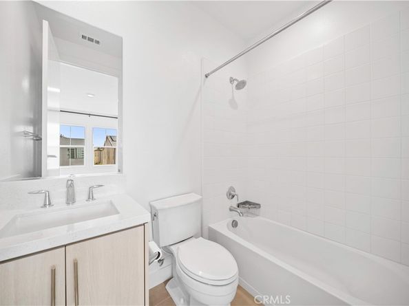 360 Riverbend, Lake Forest CA 92630