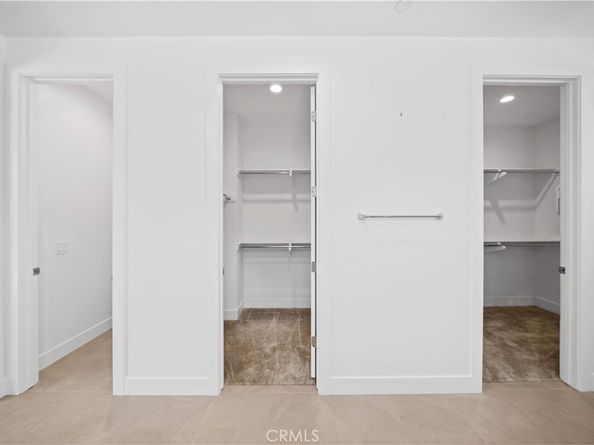 360 Riverbend, Lake Forest CA 92630