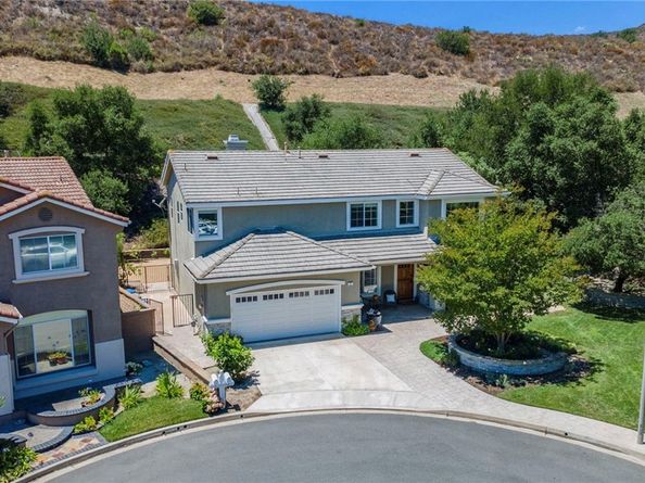 2 Swallows Lane, Trabuco Canyon CA 92679