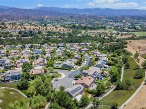 2 Swallows Lane, Trabuco Canyon CA 92679