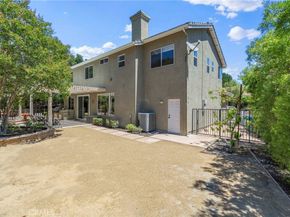 2 Swallows Lane, Trabuco Canyon CA 92679