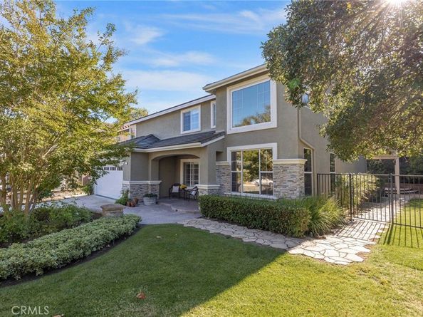 2 Swallows Lane, Trabuco Canyon CA 92679