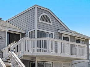 131 Remington 239, Irvine CA 92620