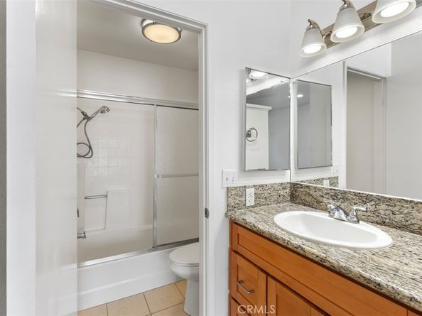 131 Remington 239, Irvine CA 92620