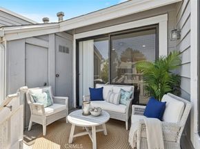 131 Remington 239, Irvine CA 92620