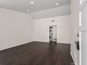 131 Remington 239, Irvine CA 92620