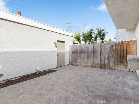 32 Goldenbush, Irvine CA 92604