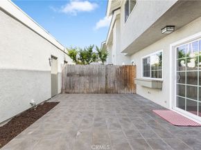 32 Goldenbush, Irvine CA 92604