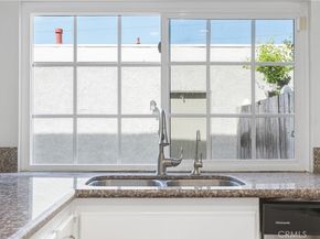 32 Goldenbush, Irvine CA 92604