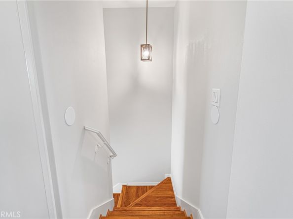 32 Goldenbush, Irvine CA 92604