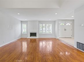 32 Goldenbush, Irvine CA 92604