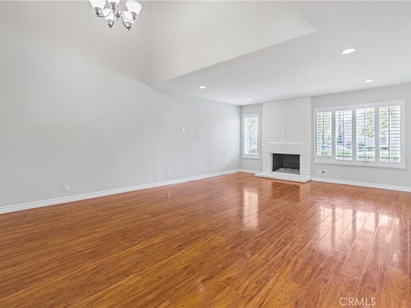 32 Goldenbush, Irvine CA 92604