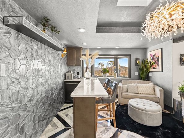 635 Becky Lane, San Marcos CA 92069