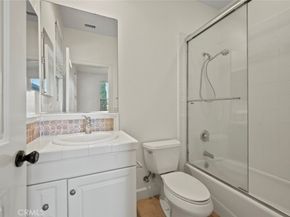21 Land Bird, Irvine CA 92618