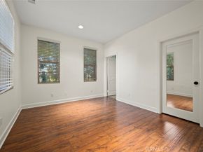 21 Land Bird, Irvine CA 92618