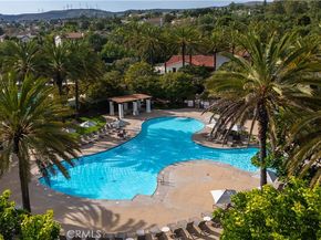 18 Calle De La Luna, San Clemente CA 92673