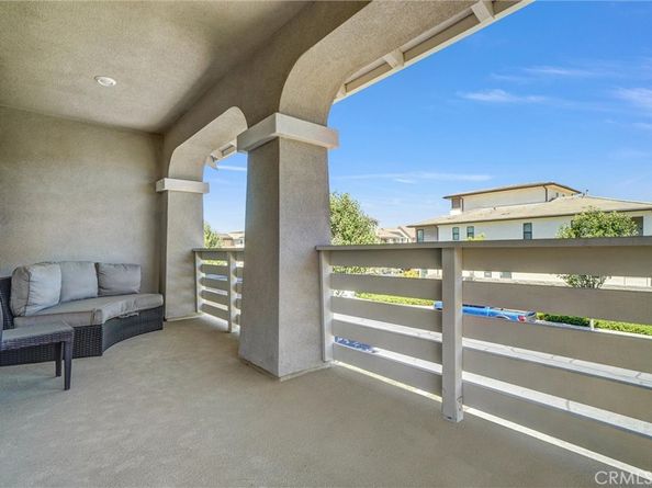 74 Iluna, Irvine CA 92618