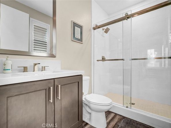 74 Iluna, Irvine CA 92618