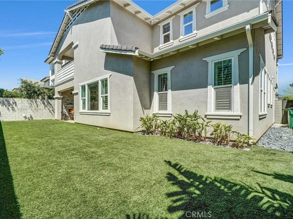 74 Iluna, Irvine CA 92618