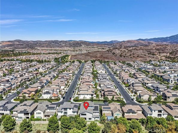 74 Iluna, Irvine CA 92618