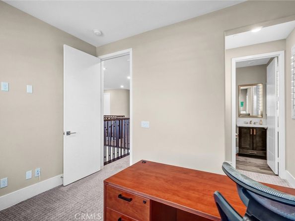 74 Iluna, Irvine CA 92618