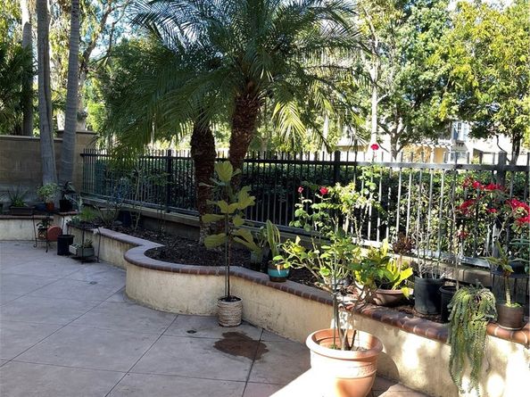8 Salton 70, Irvine CA 92602