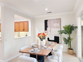 8 Salton 70, Irvine CA 92602