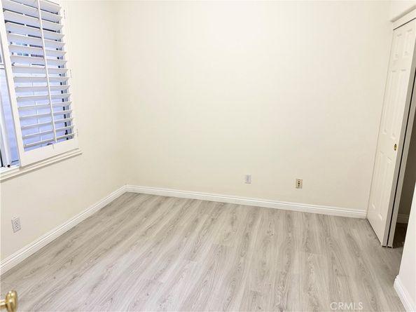 8 Salton 70, Irvine CA 92602