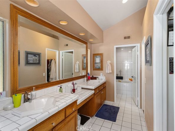 28502 Munera, Mission Viejo CA 92692