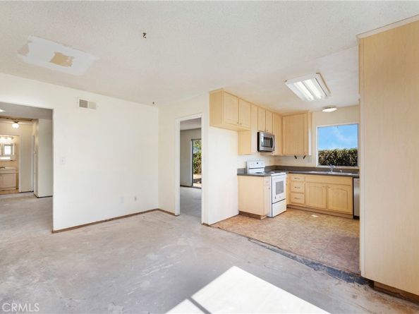 8364 Cacus Street, Spring Valley CA 91977