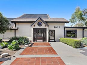 18 Navarre 133, Irvine CA 92612