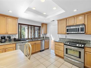 18 Navarre 133, Irvine CA 92612