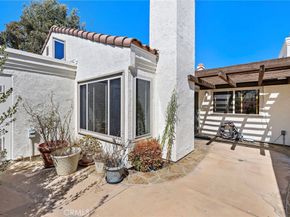 18 Navarre 133, Irvine CA 92612