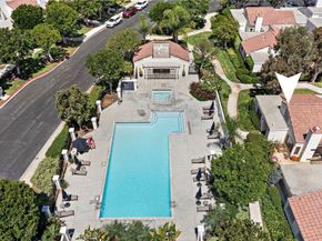 18 Navarre 133, Irvine CA 92612