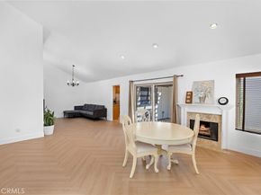 18 Navarre 133, Irvine CA 92612