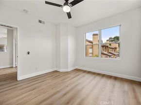 932 S Country Glen, Anaheim CA 92808