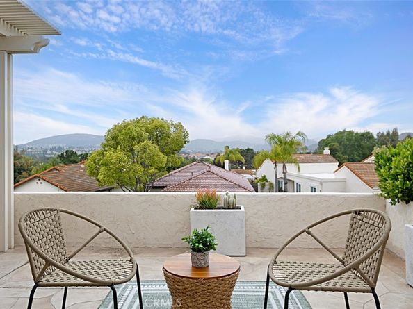 17738 Plaza Acosta, San Diego CA 92128