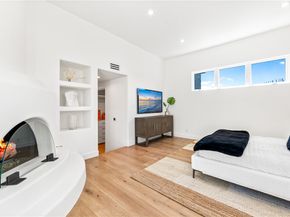 541 4th, Manhattan Beach CA 90266