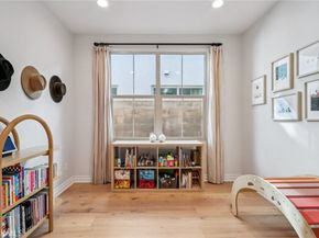 110 Globe, Irvine CA 92618