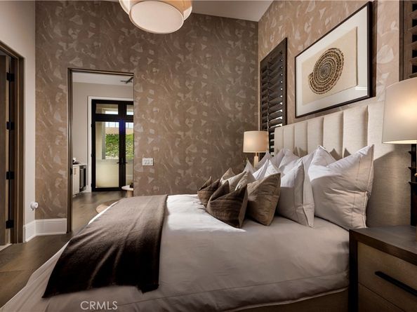 545 Peninsula, Irvine CA 92602