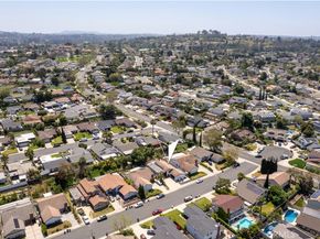 24956 Wells Fargo Drive, Laguna Hills CA 92653