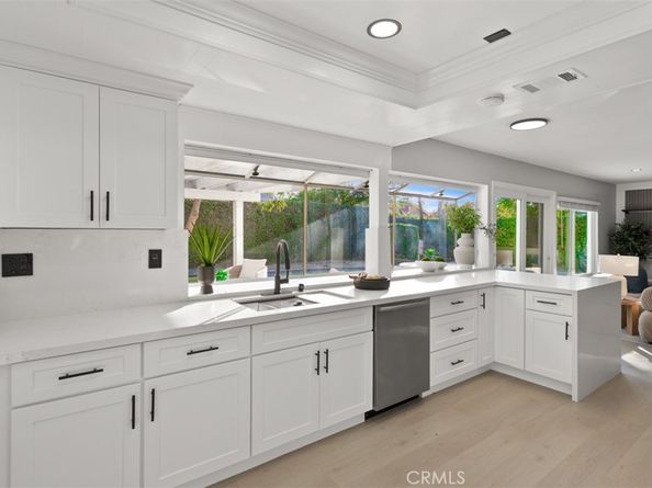 9882 Kings Canyon, Huntington Beach CA 92646