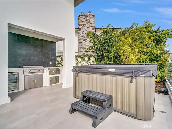 16412 Ardsley Circle, Huntington Beach CA 92649