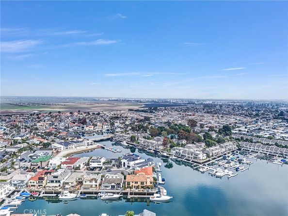 16412 Ardsley Circle, Huntington Beach CA 92649