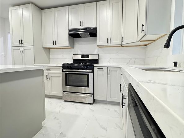 3552 Butler, Los Angeles CA 90066