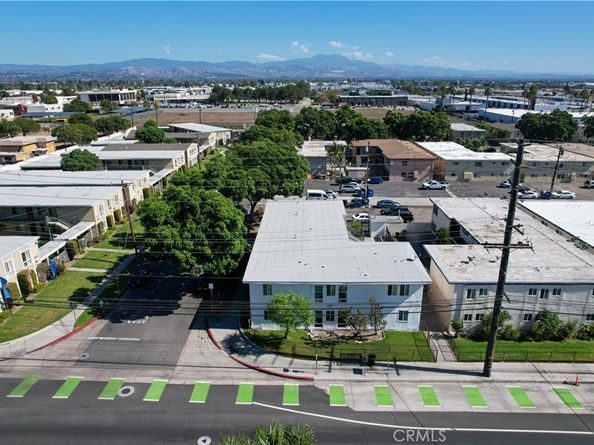 1401 Standard Avenue, Santa Ana CA 92707