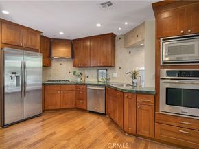 57 Pinewood, Irvine CA 92604