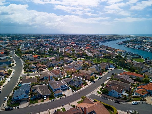 16312 Spartan Circle, Huntington Beach CA 92649